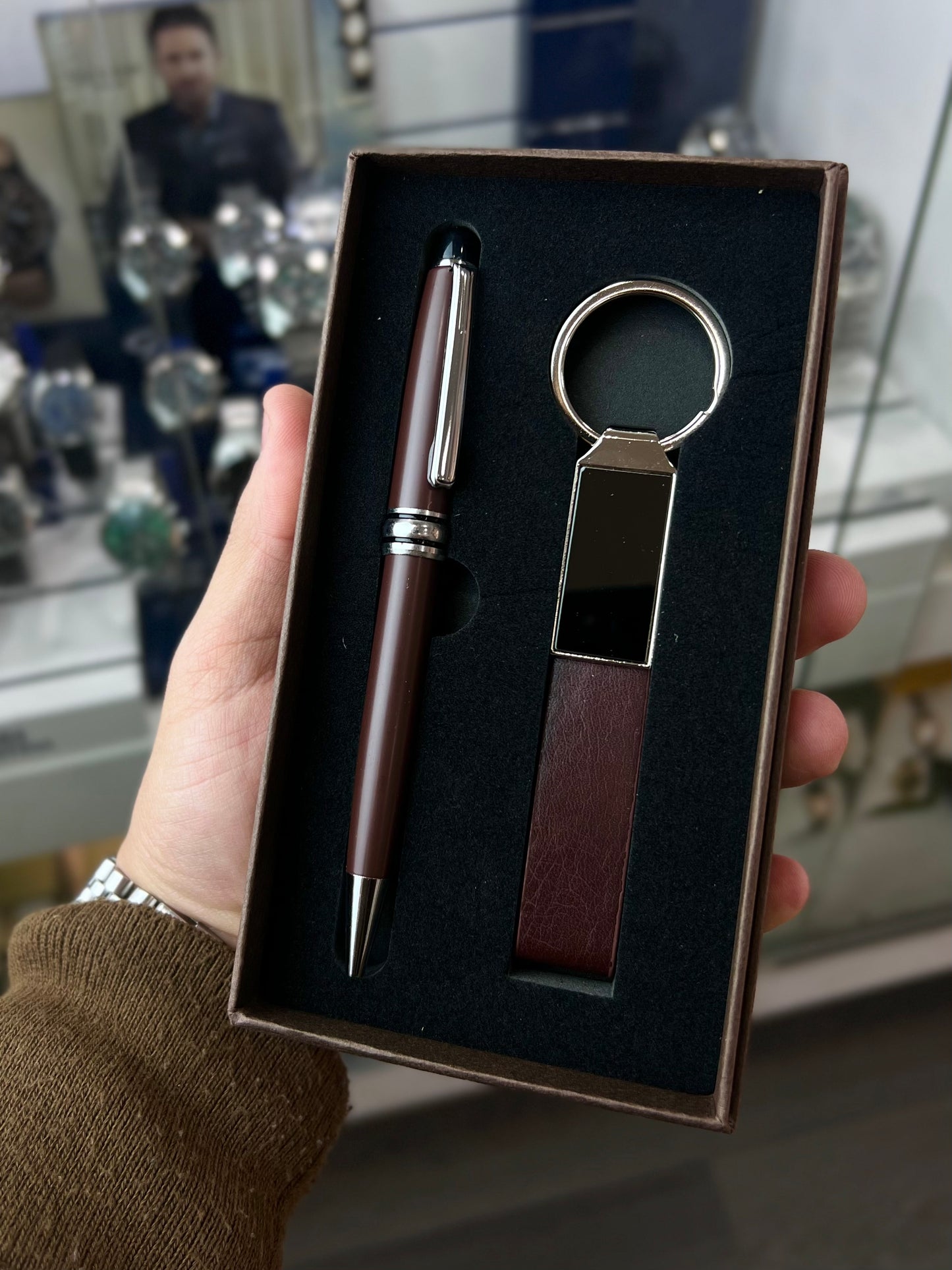 Pack Stylo + Porte clé  long Brown (2 pièces)