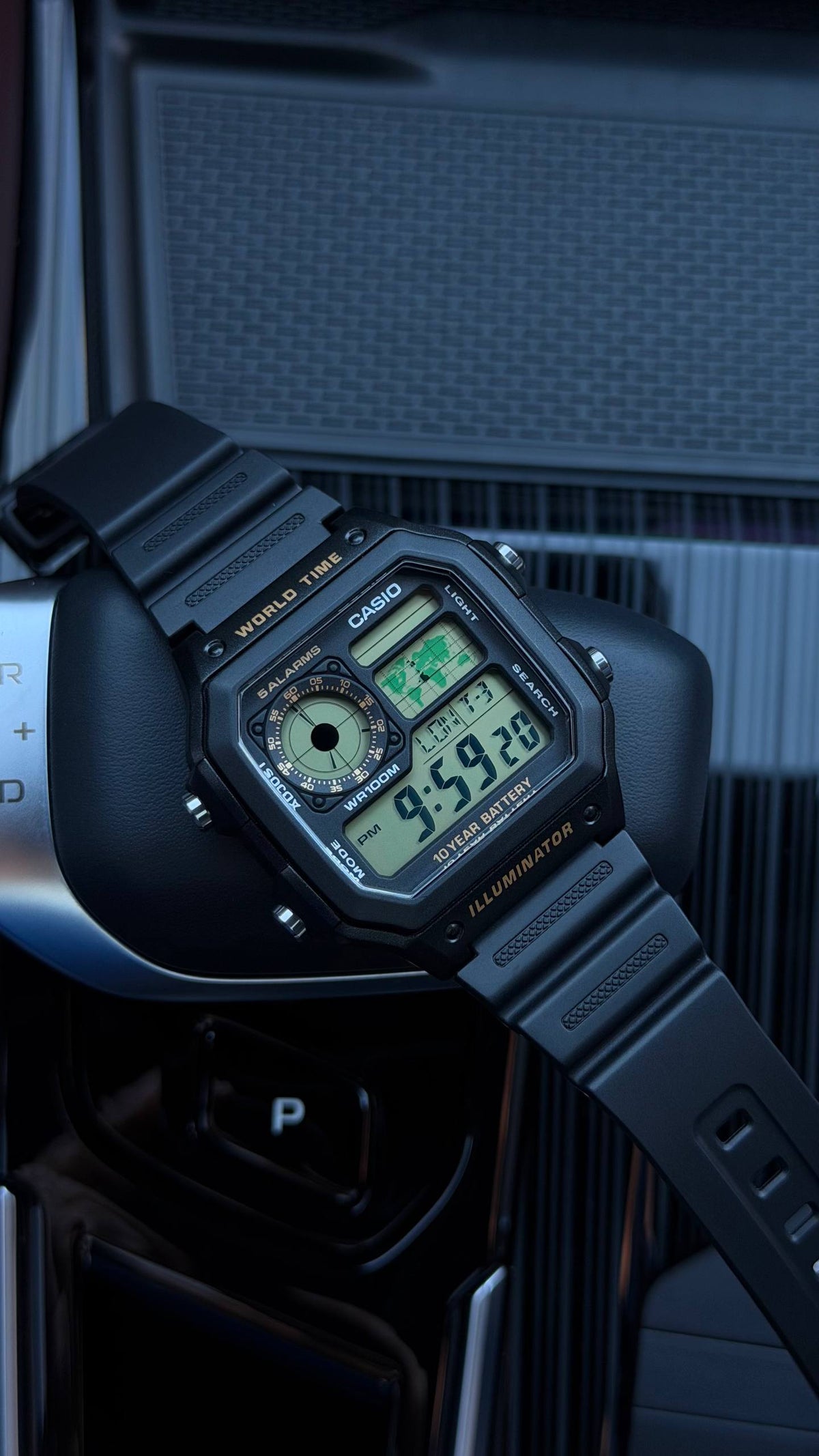 CASIO AE-1200WH-1AV